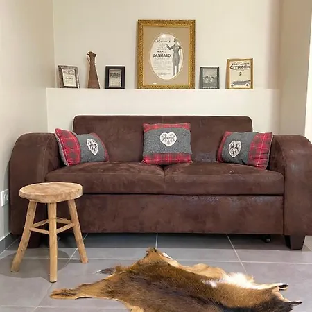 La Porteille Apartment