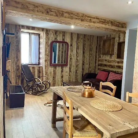 La Porteille Apartment